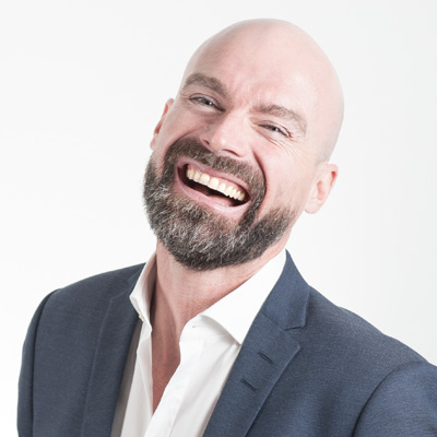 Teilnehmerin nach Abschluss mit Feedback zum Kurs